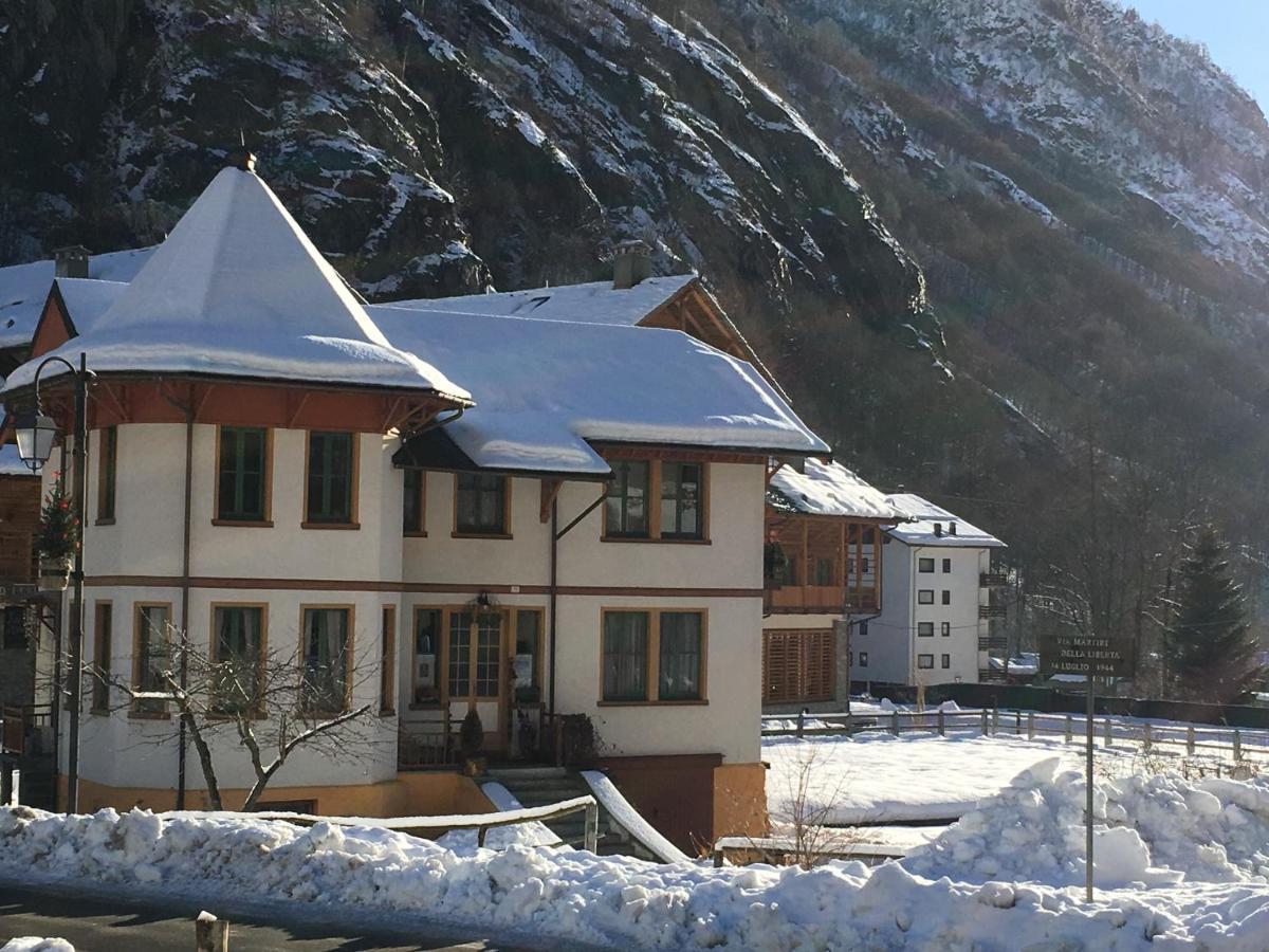 Bed and Breakfast L'Aria Di Casa Alagna Valsesia Exterior foto